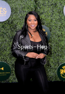 Sports-Hop Media Fontaine Bleau Red Carpet Image Female Talent Unknown-6